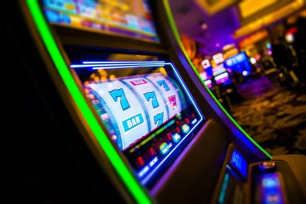 Draw result notification and payout confirmation